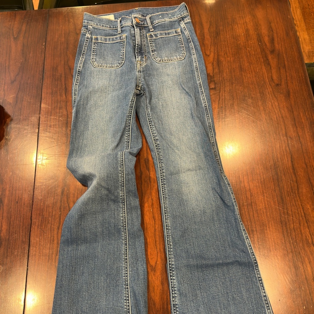 Gap 70s Flare High Rise - Picture 2 of 5